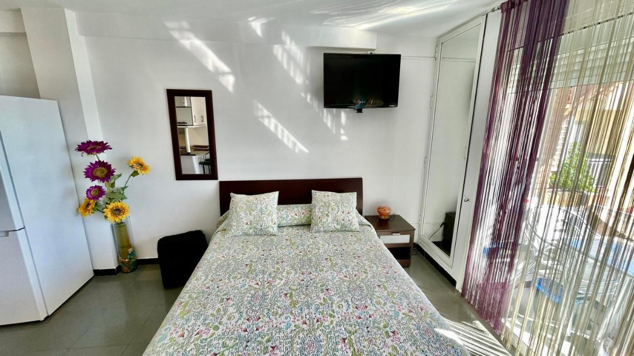 Apartamento Bulto Carihuela Torremolinos Exterior foto